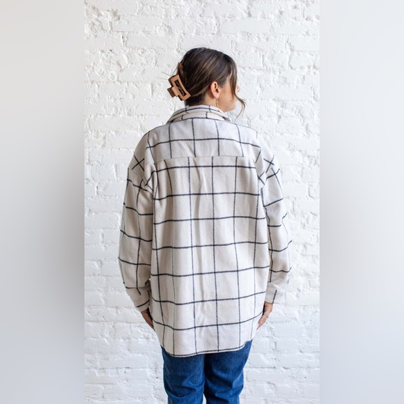 Miou Muse Shacket - Picture 3 of 3